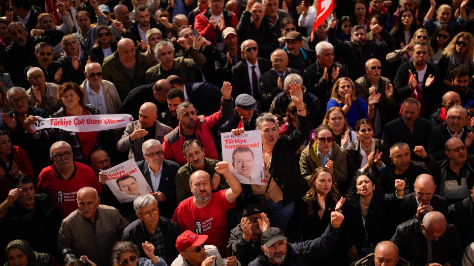 diadilosi_gia_imamoglu_AP_Photo_Emrah_Gurel