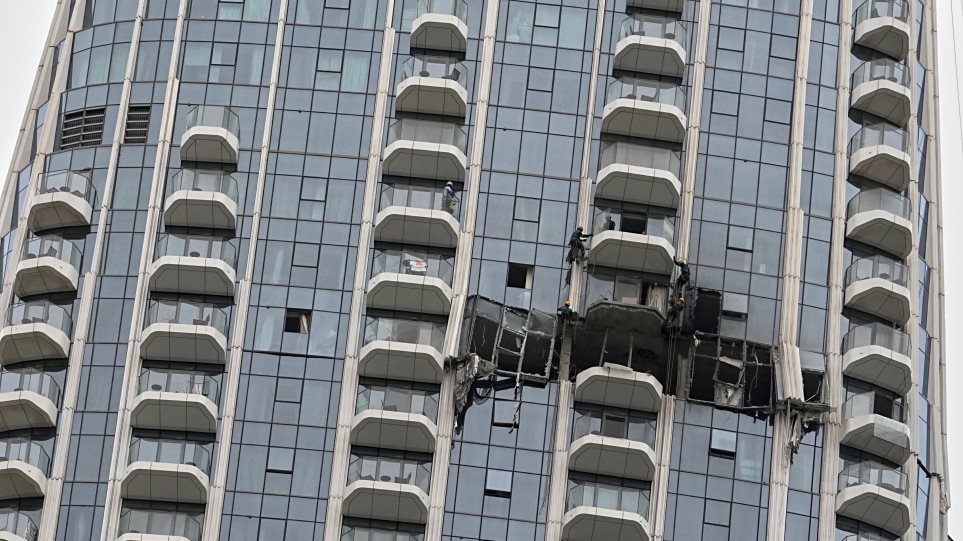 emirata_vomba_AP_Photo_Fatima_Shbair