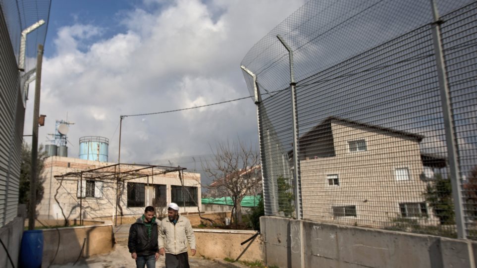 fraxtis_gaza_AP_Photo_Sebastian_Scheiner