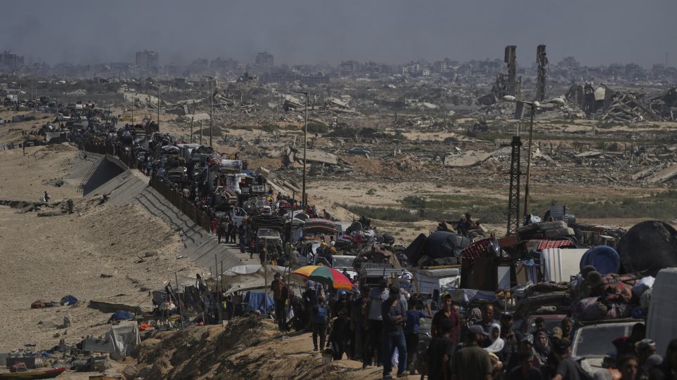 gaza_komvoi_kosmos_AP_Photo_Abdel_Kareem_Hana