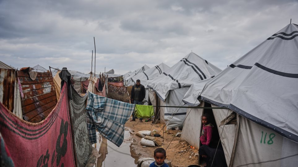 gaza_skines_AP_Photo_Abdel_Kareem_Hana