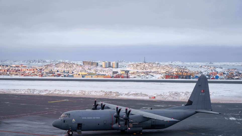 grilandia_daneziko_maxitiko_AP_Photo_Evgeniy_Maloletka