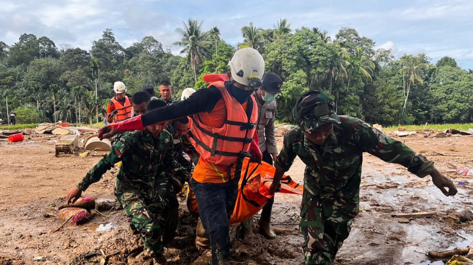 indoisia_plimires_nekri_AP_Photo_Ade_Yuandha