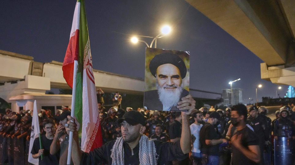 iran_diadilosi_AP_Photo_Hadi_Mizban