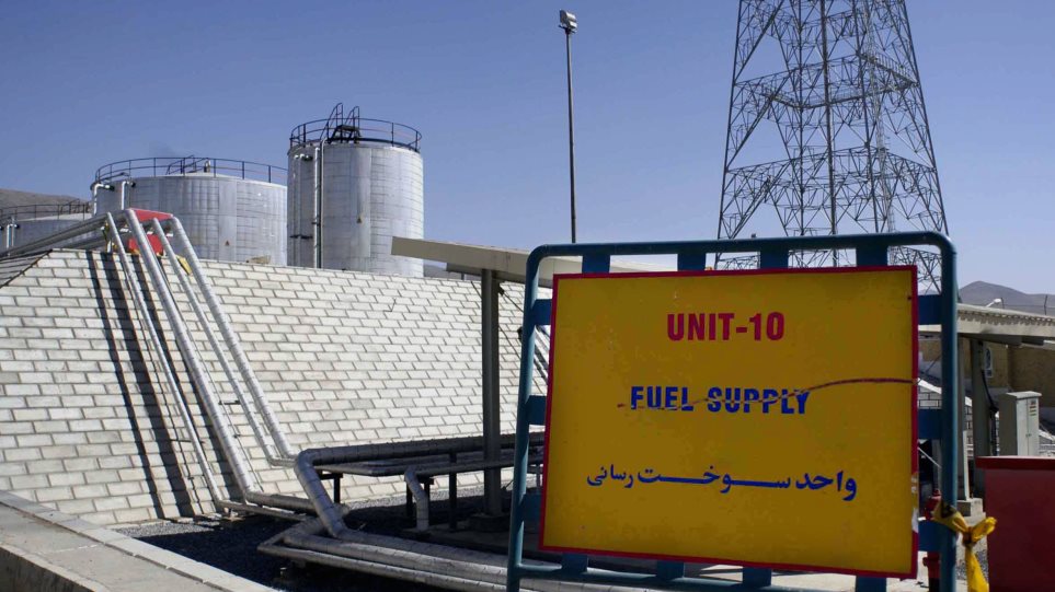 iran_pirinikes_egatastasis_AP_Photo_Fars_News_Agancy