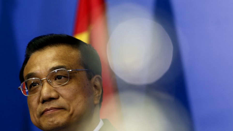 kinezos_Prothipurgos_Li_Tsiang_AP_Photo_Darko_Vojinovic