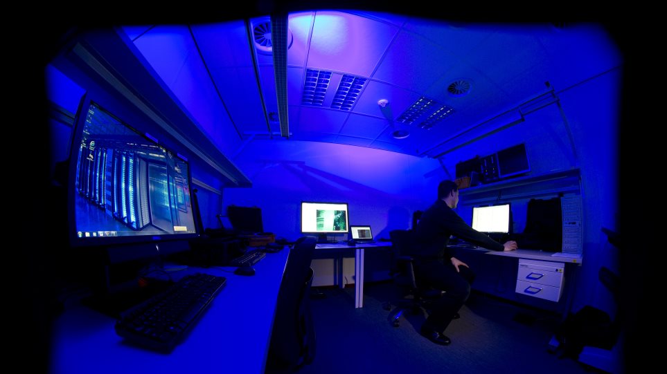 kivernoepithesi_cybercrime_center_AP_Photo_Peter_Dejong