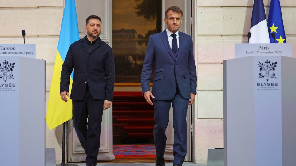 macron_zelensky_Sarah_Meyssonnier__Pool_Photo_via_AP