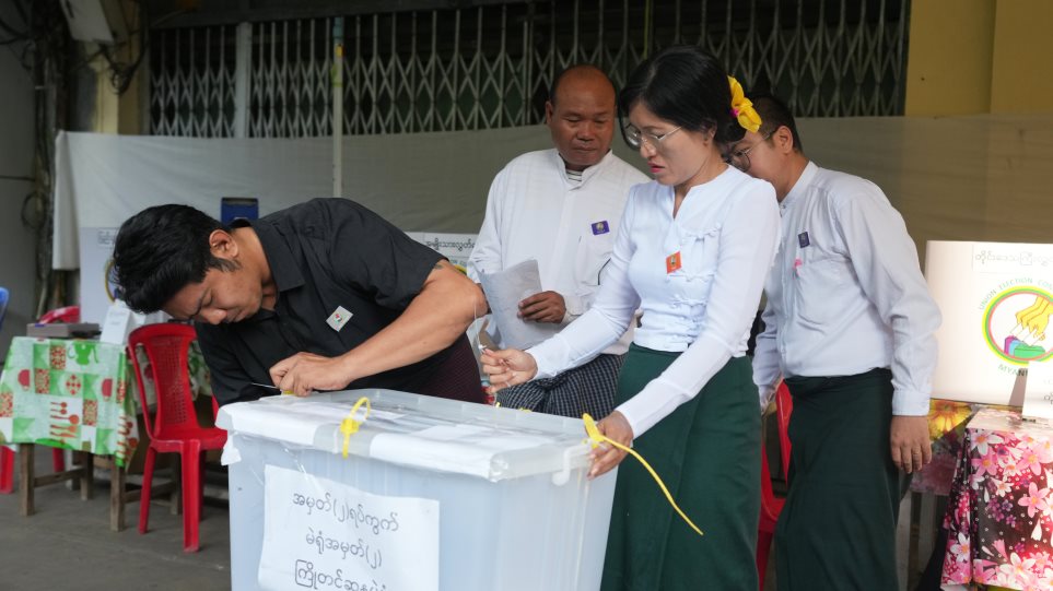 mianmar_ekloges_AP_Photo_Thein_Zaw
