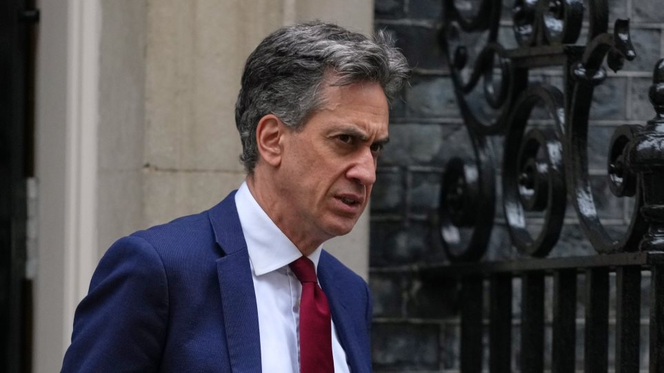 miliband_energiasMV_AP_Photo_Alastair_Grant