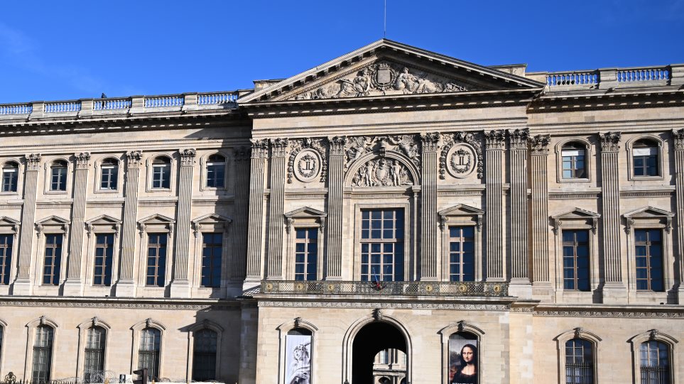 musio_louvro_AP_Photo_Emma_Da_Silva