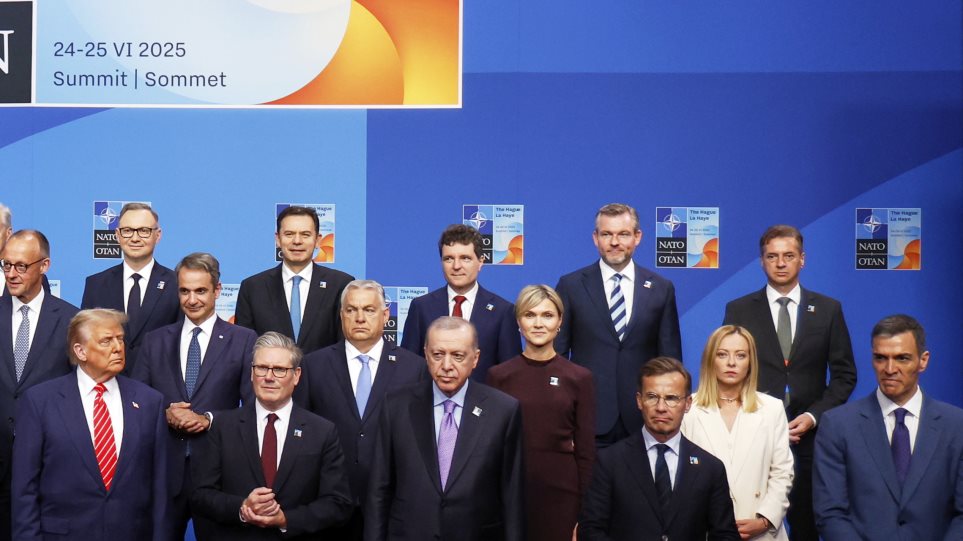 nato_oikogeniaki_AP_Photo_Geert_Vanden_Wijngaert