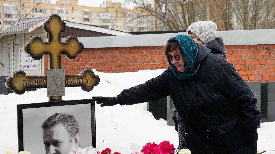 navalny_mhtera_tafos_AP_Photo_Alexander_Zemlianichenko