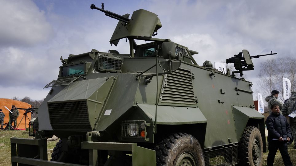 opla_Ukrania_AP_Photo_Efrem_Lukatsky