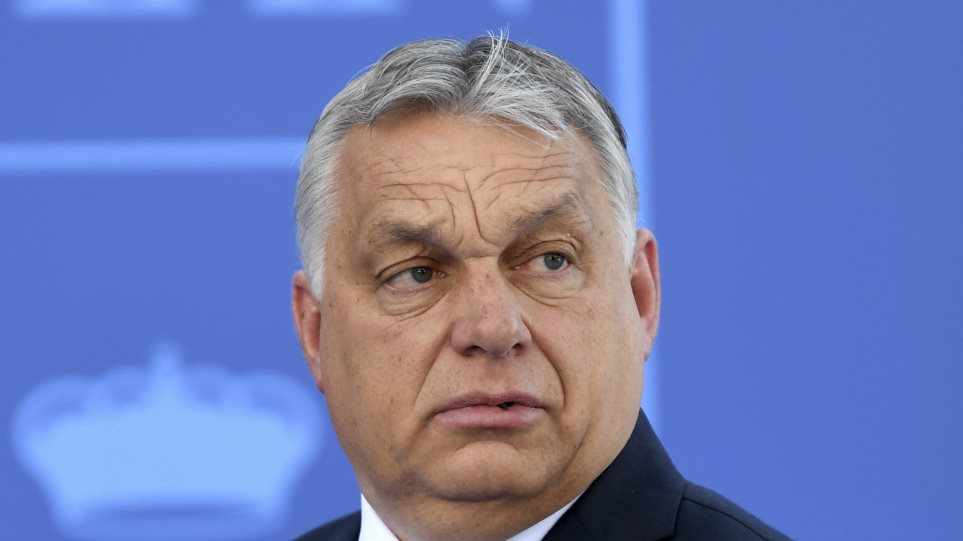 orban_Bertrand_Guay_Pool_via_AP