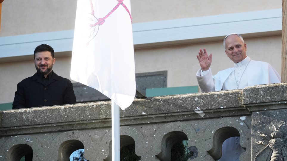 papas_zelenski_AP_Photo_Andrew_Medichini