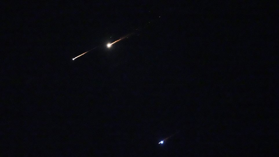 piravli_Iran_AP_Photo_Mahmoud_Illean