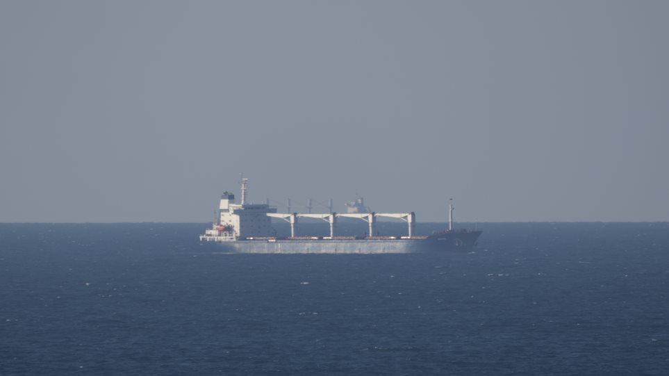 plio_thalasa_Vospsoros_AP_Photo_Khalil_Hamra