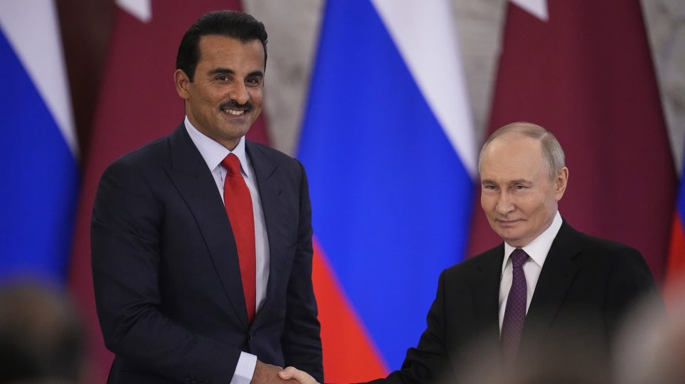 putin_thani_AP_Photo_Alexander_Zemlianichenko