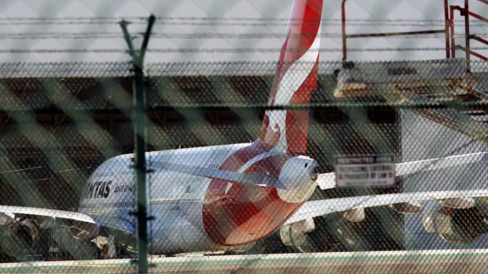 qantas_AP_Photo_Nick_Ut