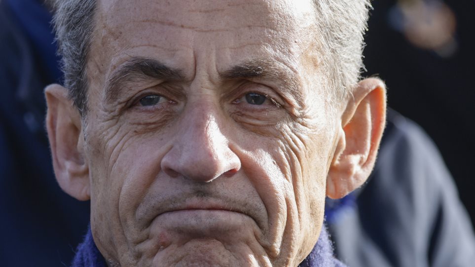 sarkozy_Ludovic_Marin_Pool_via_AP