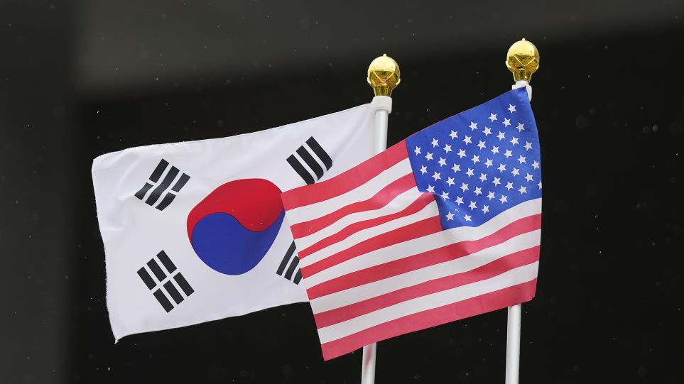 seul_ipa_simees_AP_Photo_Lee_Jin-man