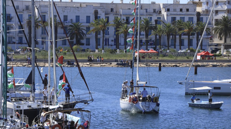 stoliskos_gia_gaza_AP_PhotoAnis_Mili_2