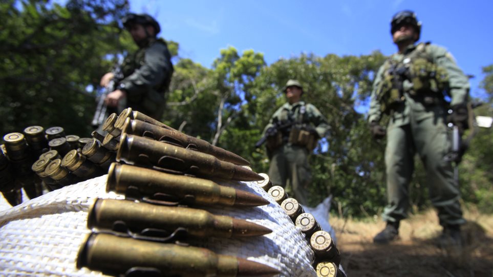 stratos_kolomvia_AP_Photo_Fernando_Vergara