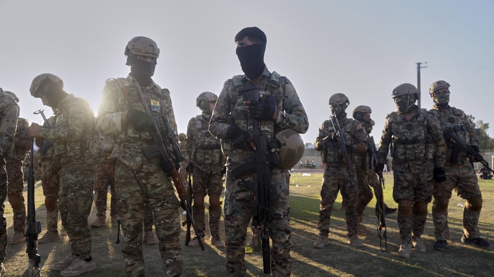 syria_stratos_AP_Photo_Baderkhan_Ahmad