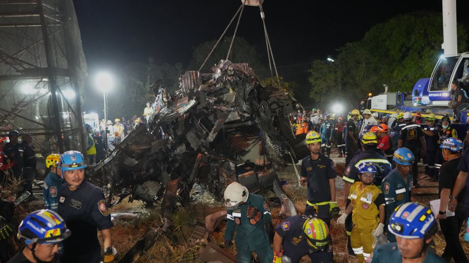 tailandi_istixima_AP_Photo_Sakchai_Lalit