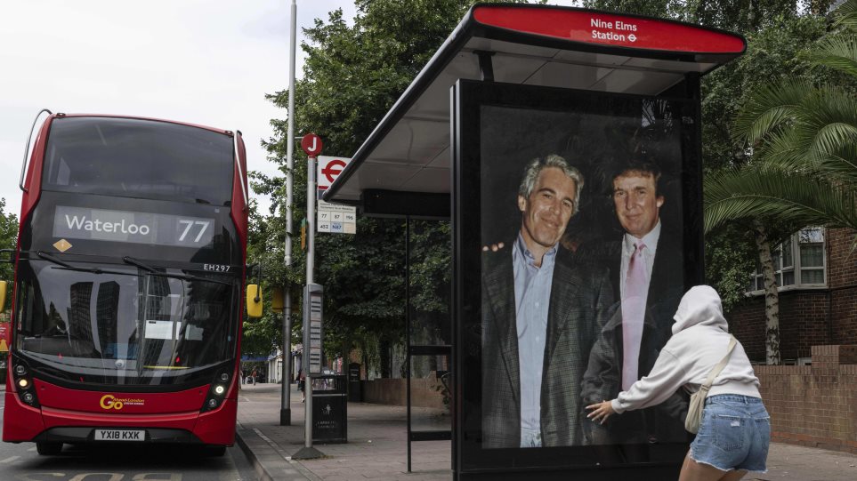 trump_epstain_AP_Photo_Thomas_Krych