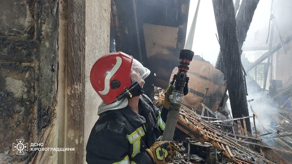 ukrania_pirosvestis_Ukrainian_Emergency_Service_via_AP