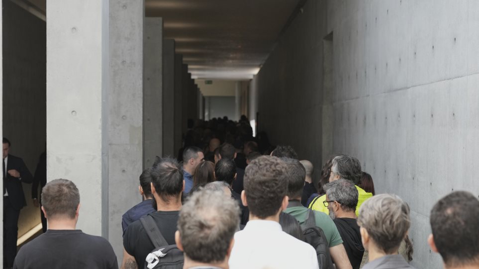 ures_armani_AP_Photo_Antonio_Calanni