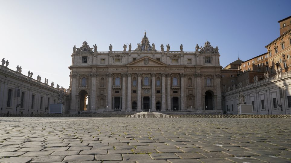 vatikano_AP_photo_Andrew_Medichini