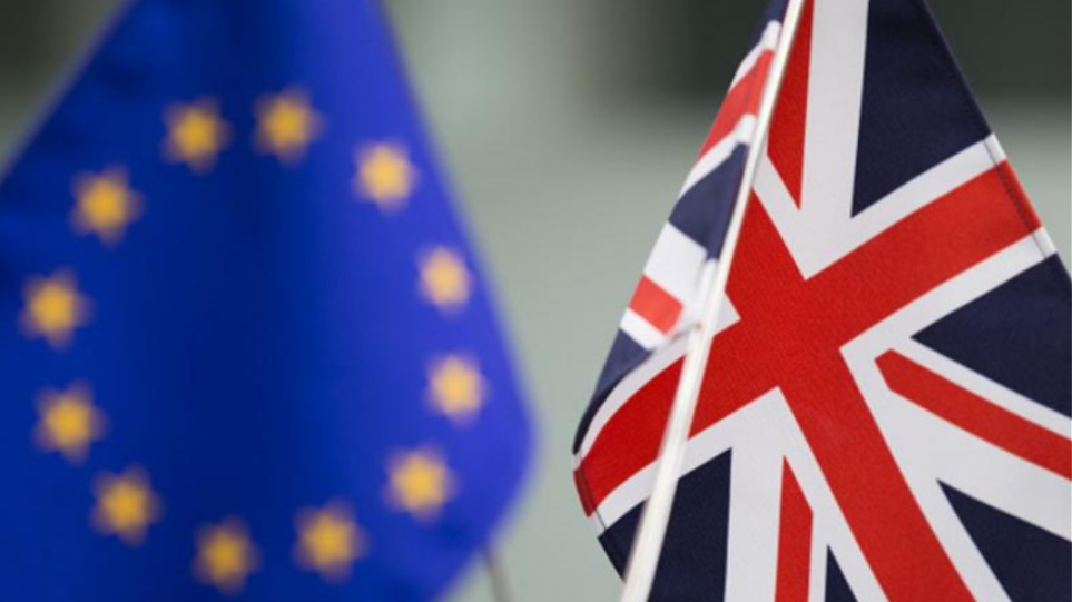 Brexit: Λονδίνο και Βρυξέλλες συμφώνησαν να επαναλάβουν τις διαπραγματεύσεις την Κυριακή        