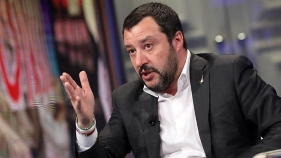 Mateo_Salvini_ape
