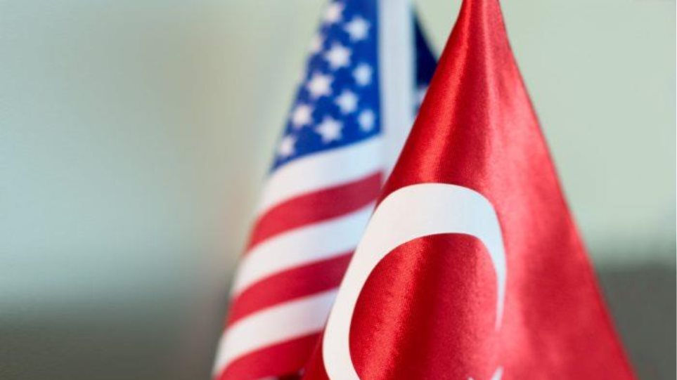 Η Άγκυρα προετοιμάζει κυρώσεις-αντίποινα στα μέτρα της Ουάσινγκτον για την τουρκική επέμβαση στη Συρία
