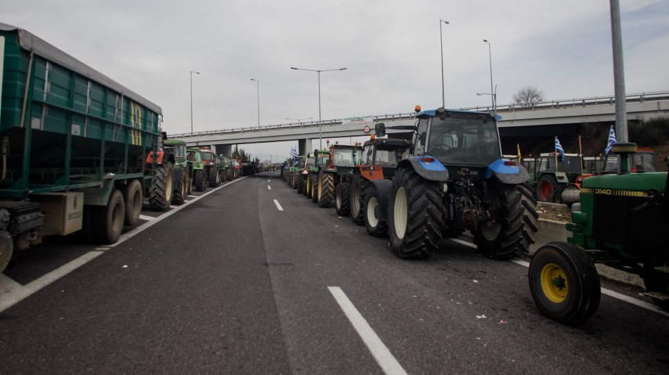 Αποχωρούν το Σάββατο οι αγρότες από το μπλόκο της Νίκαιας