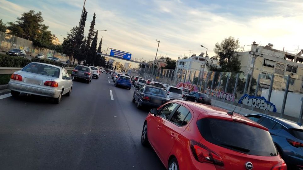 aftokinita_dromos_kinisi_int