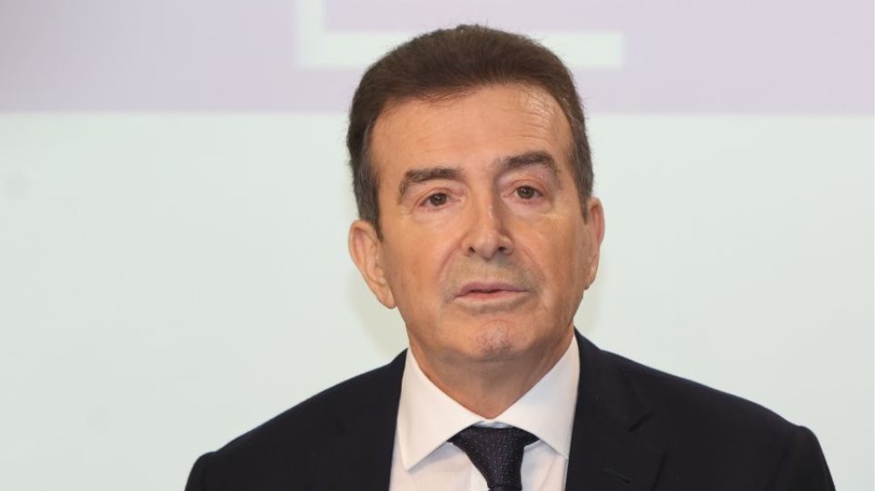 2025_Xrisoxoidis_I_Sinedefxi