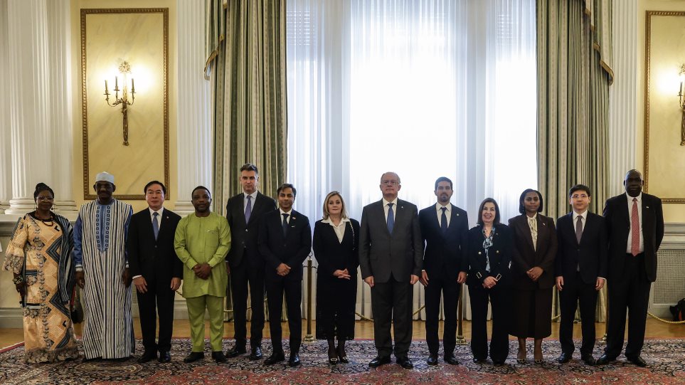 Tasulas_diapisteutiria_int