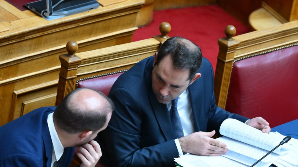 VULI_KOTSIRASW_PETRALIAS_INT