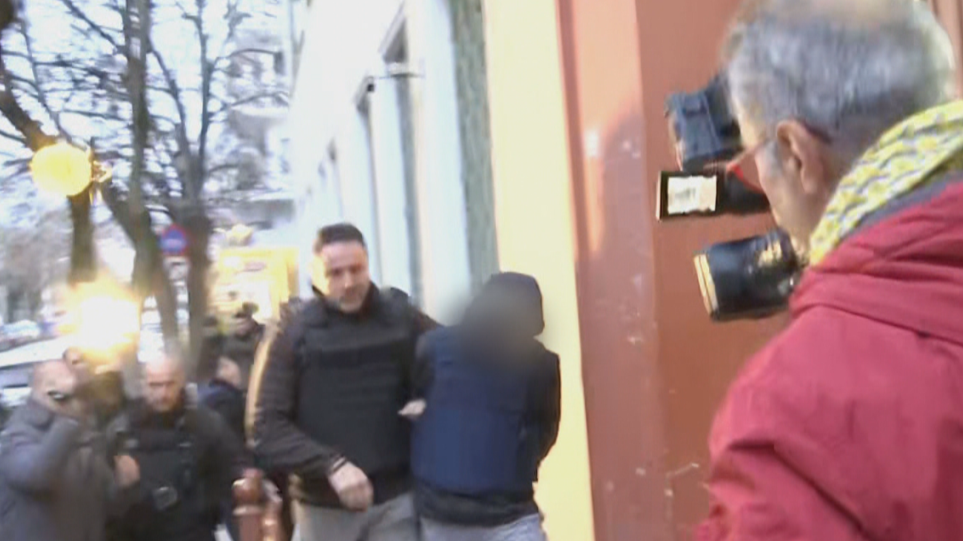 SLIDER_15xronos_serres