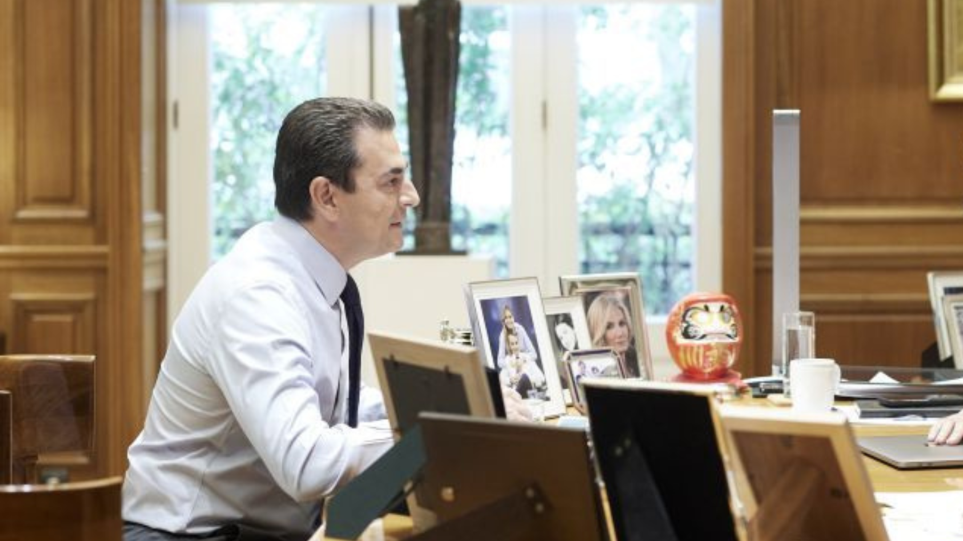 SLIDER_Mitsotakis_Skrekas_Maximu_S