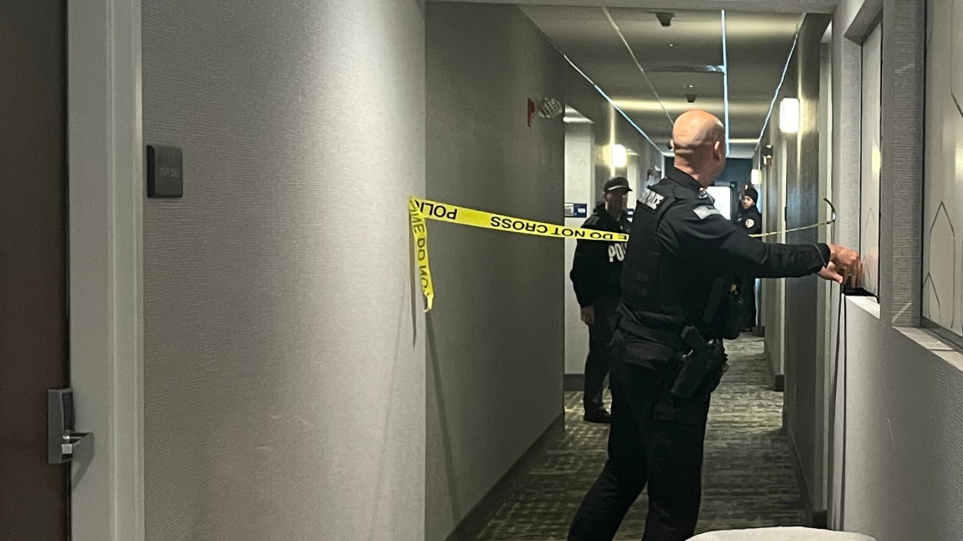 SLIDER_PANEPISTIMIO_BRWN_AP_Photo_Kimberlee_Kruesi