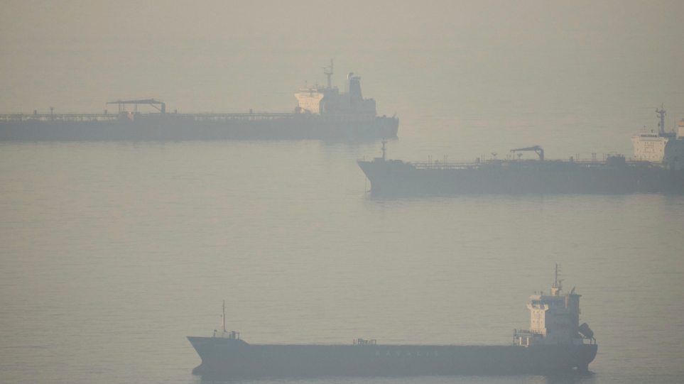 SLIDER_eborika_plia_AP_Photo_Emilio_Morenatti