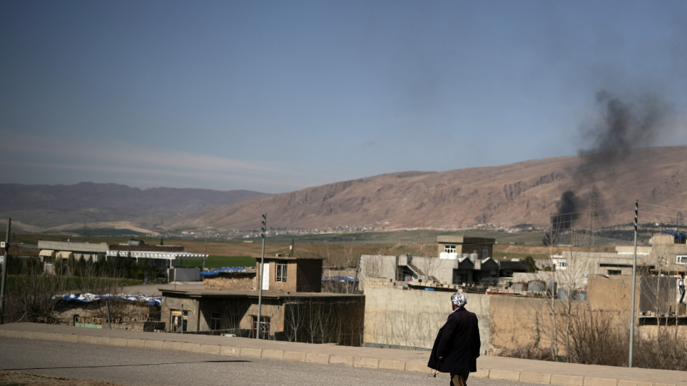 SLIDER_iraq_AP_Photo_Leo_Correa