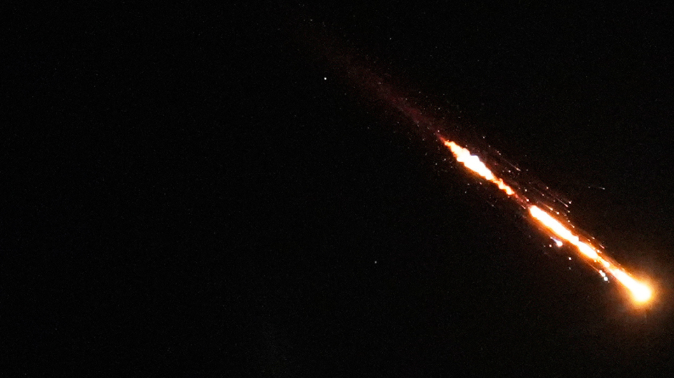 SLIDER_piravlos_AP_Photo_Baz_Ratner