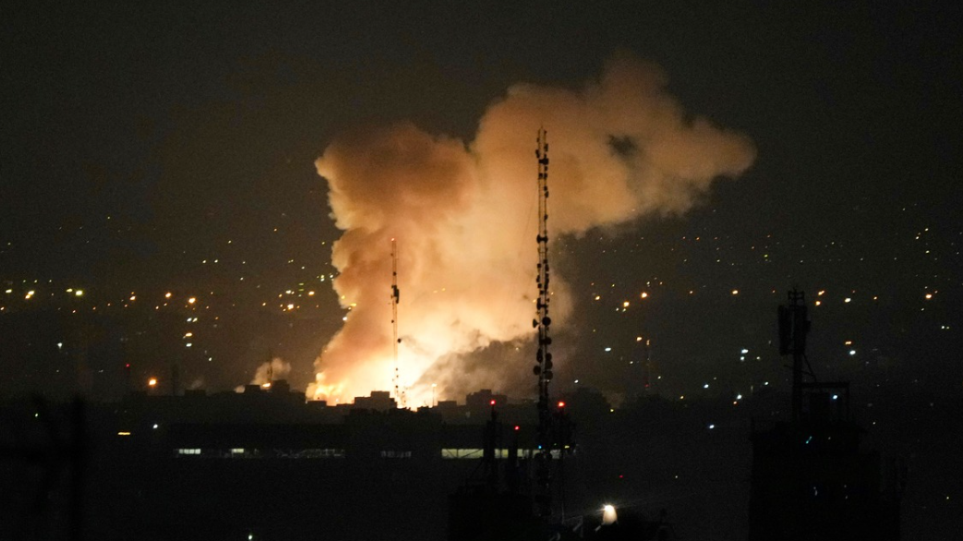 S_iran_polemos1_AP_Photo_Vahid_Salemi