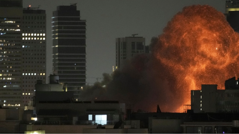 S_iran_polemos_AP_Photo_Leo_Correa